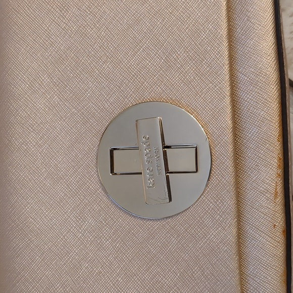 Kate Spade Newbury Lane Sally Crossbody- Rosegold - Picture 2 of 10